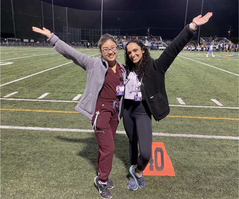 Group photo eating dinner