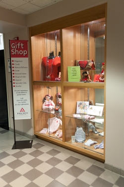Muir galleria gift shop